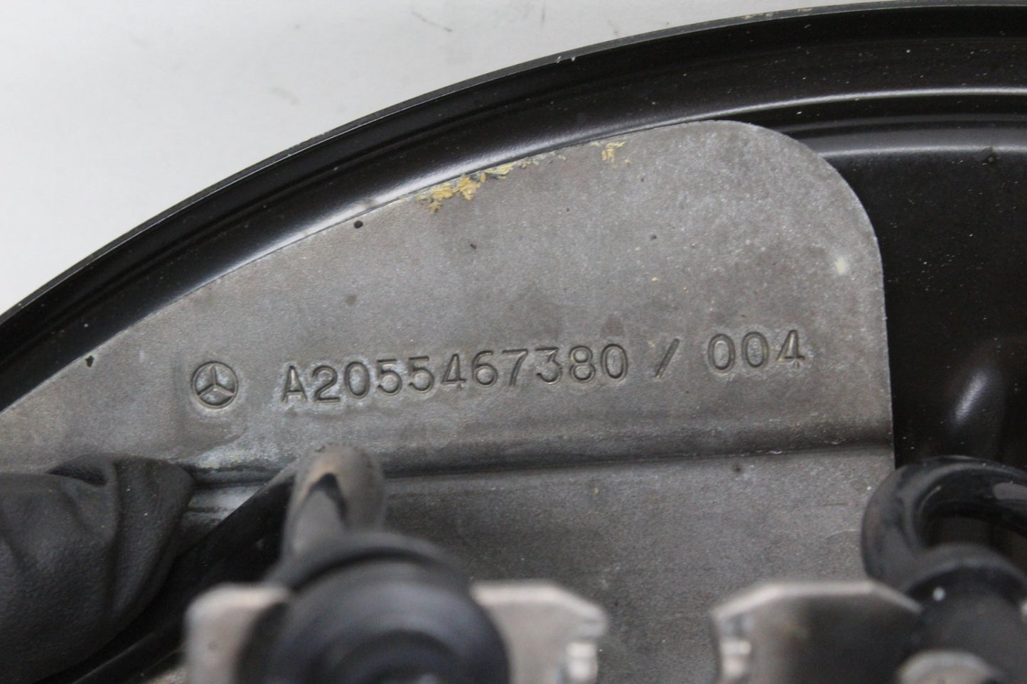 2015-2020 Mercedes-Benz C300 W205 Rear Left Spindle Knuckle Wheel Hub 2055467380