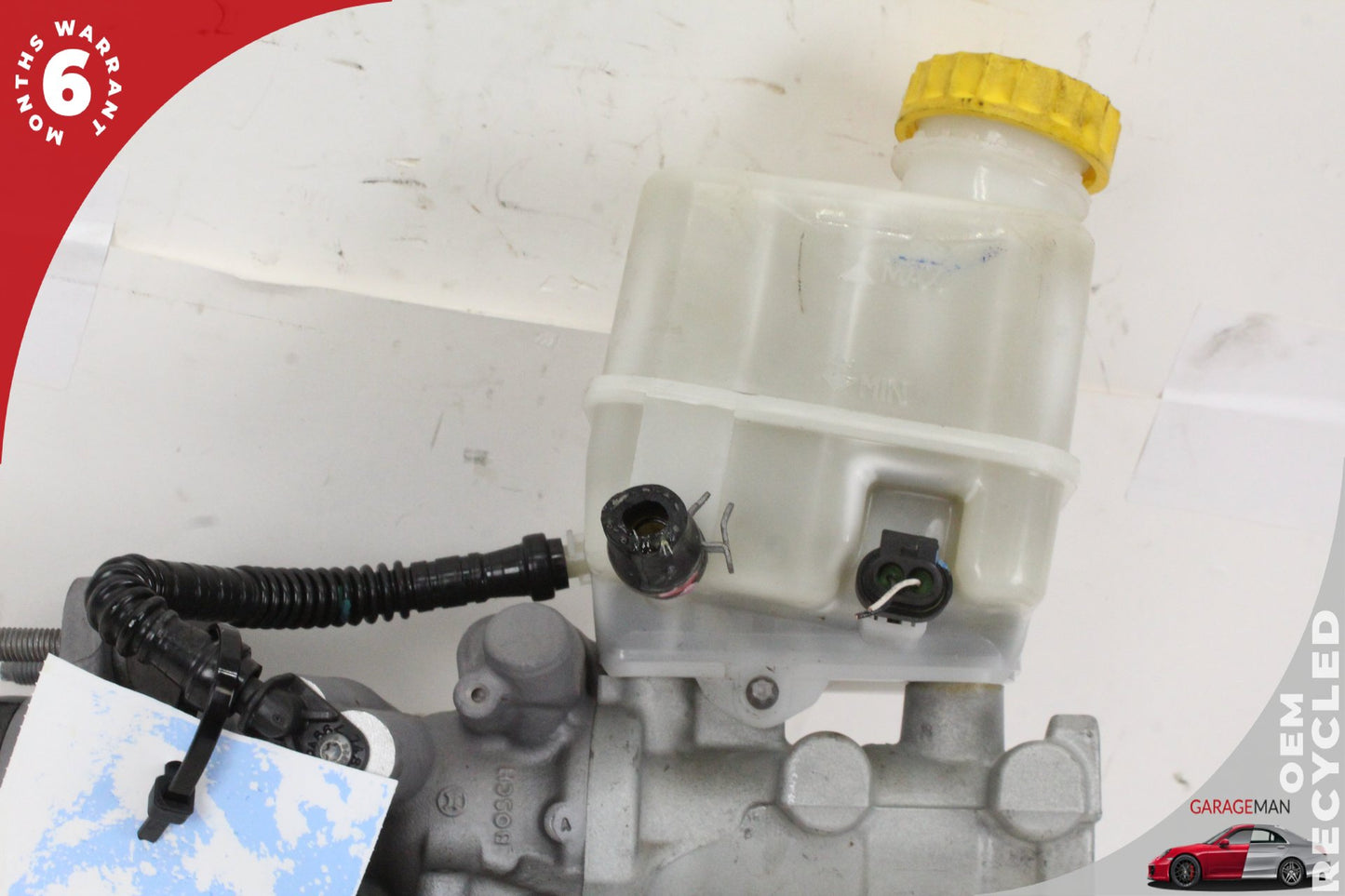 2013-2019 Fiat 500e Power Brake Booster Master Cylinder w/ Reservoir 4581536AE