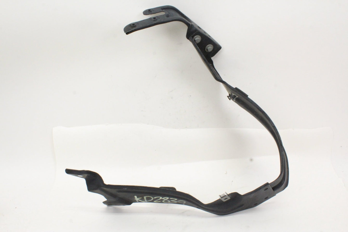 2001-2007 Mercedes W203 C230 Front Right Side Head Light Bracket 2036203072 OEM
