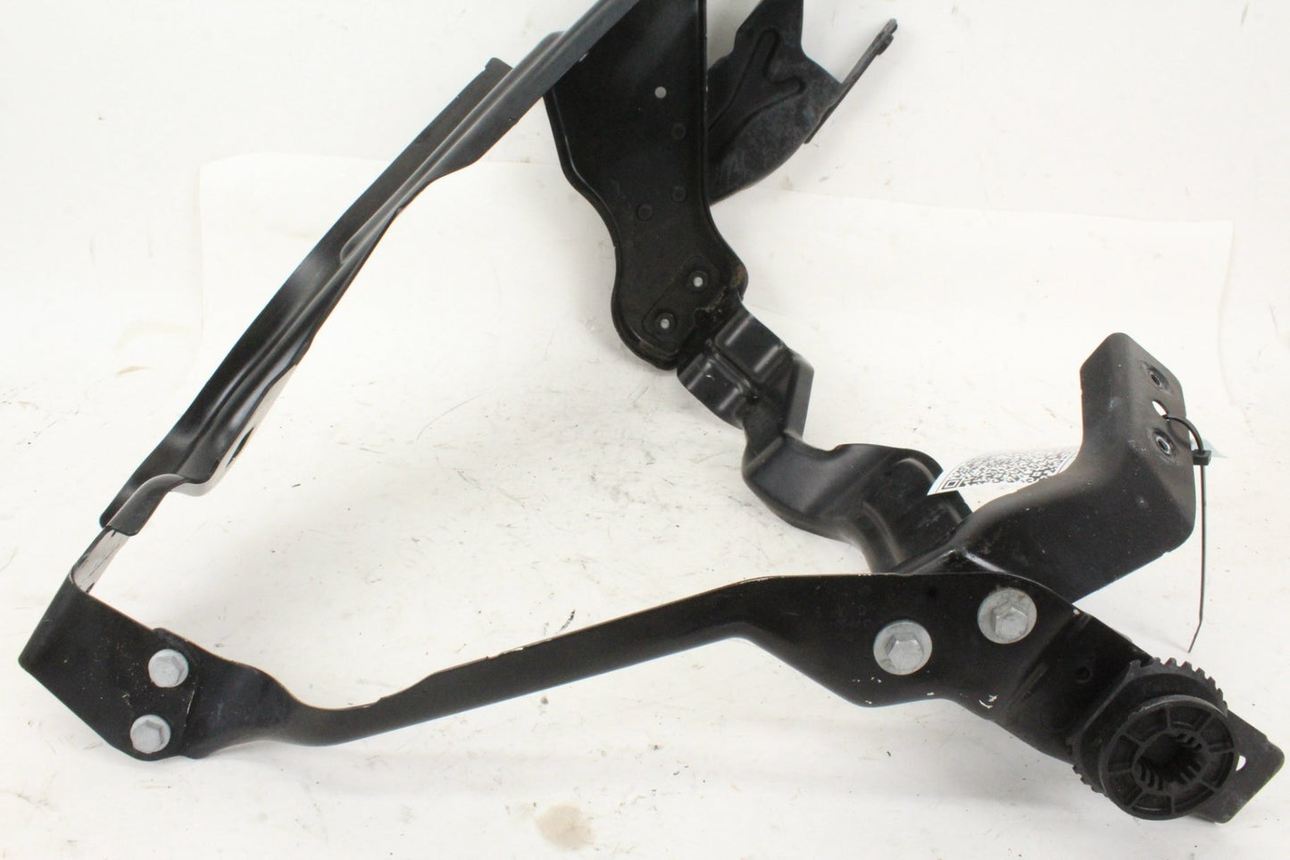 2008-2014 Mercedes-Benz C300 W204 Front Right Head Light Bracket 2046200291 OEM