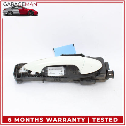 2015-2020 Mercedes X156 GLA250 Front Right Side Exterior Door Handle White OEM