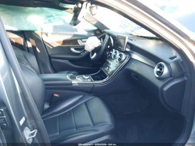 2018 Mercedes-Benz C300 W205