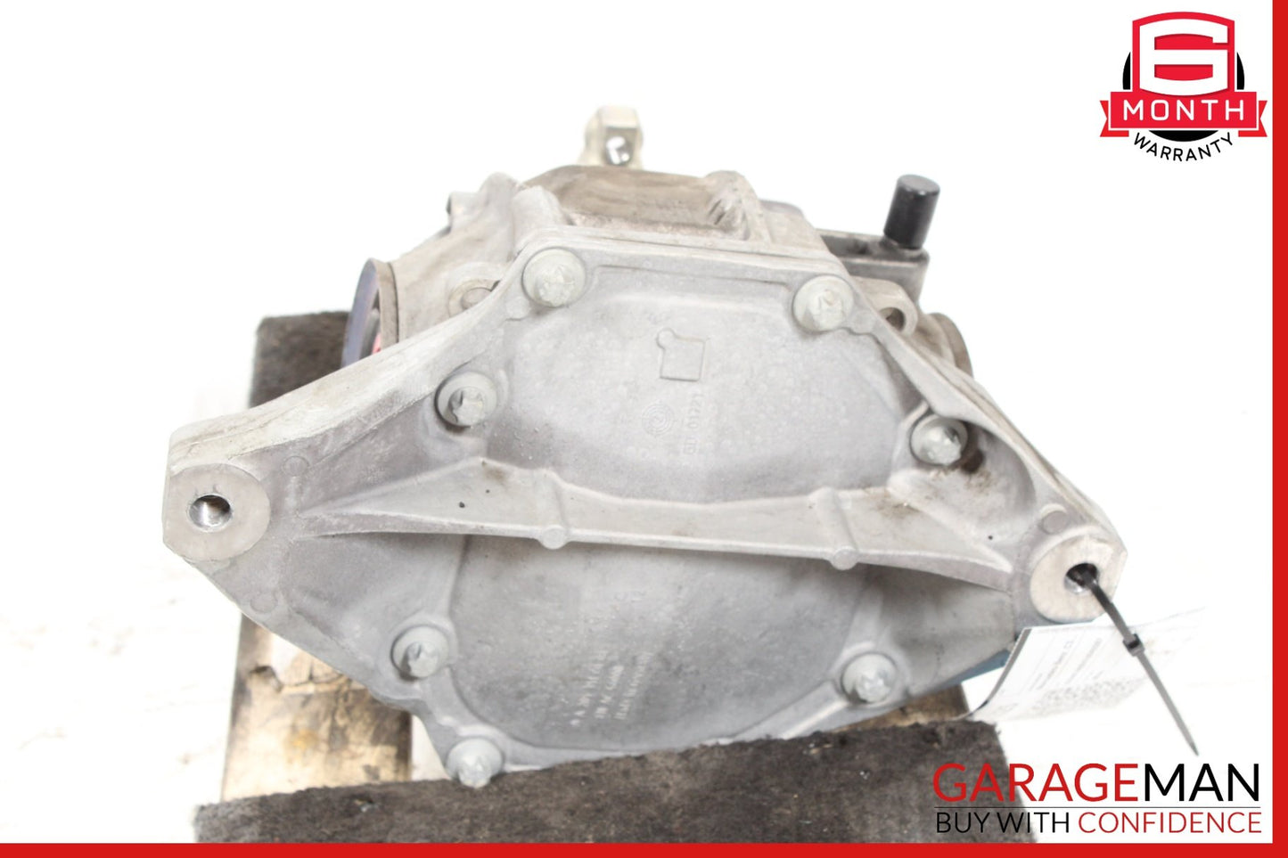 2015-2019 Mercedes-Benz C300  W205 Rear Differential Carrier 2053501600 OEM