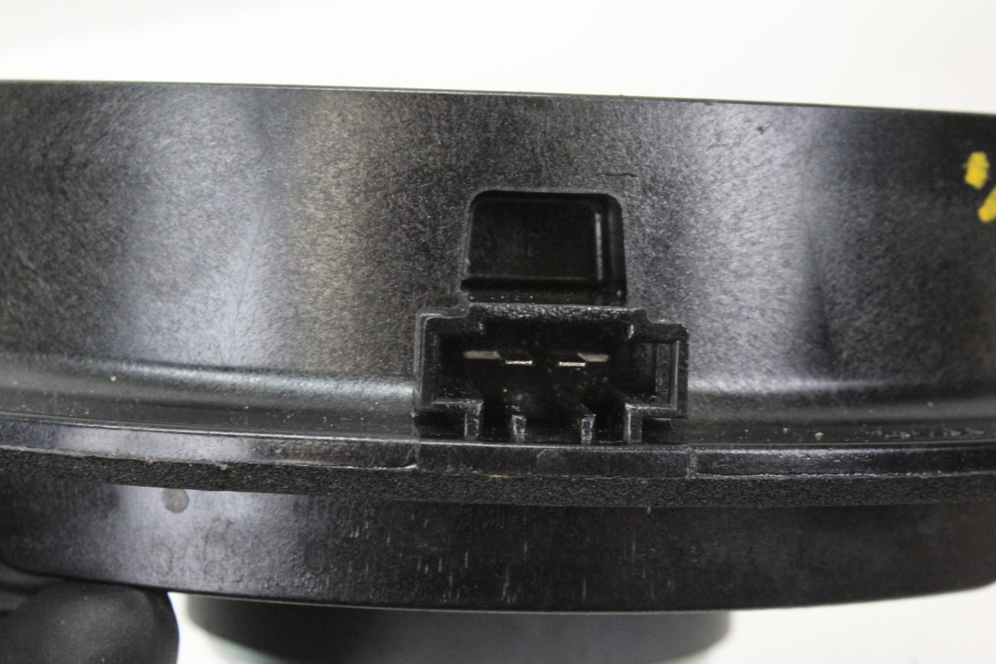2008-2018 Mercedes W204 C250 Front Left and Right Side Door Speaker 2048205502