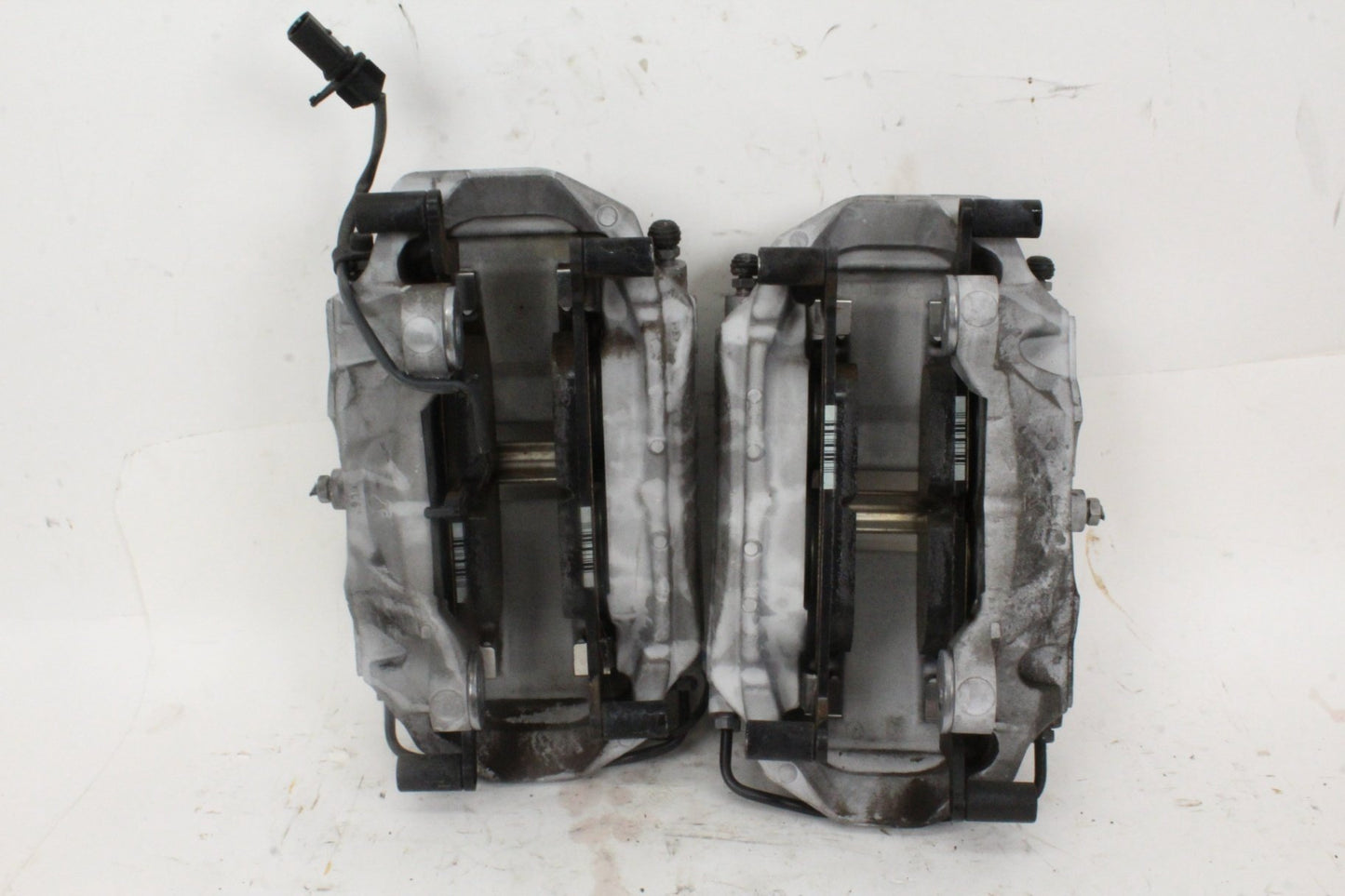 2017-2024 Audi A4 B9 Front Left and Right Side Brake Caliper Set 8W06CD OEM