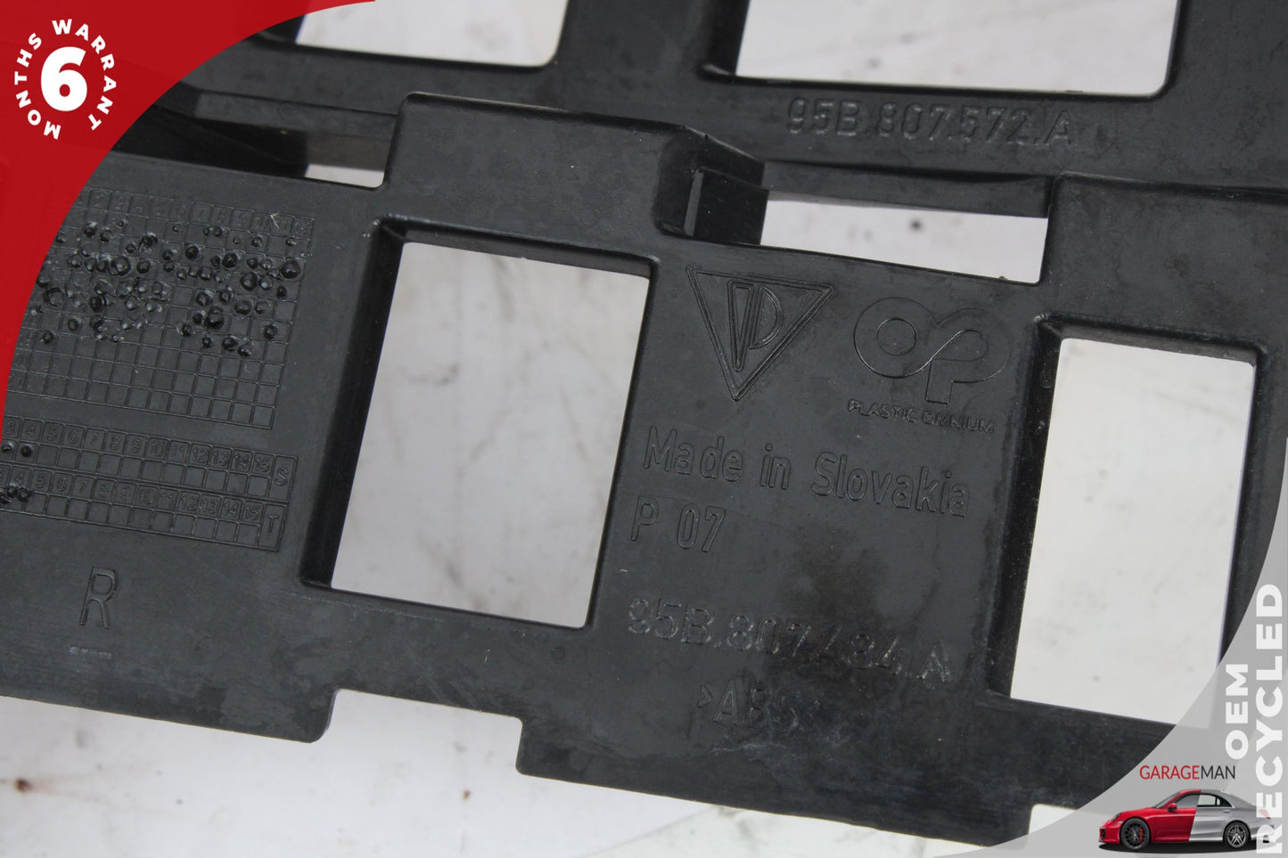 2015-2024 Porsche Macan 95B Rear Right Side Bumper Mount Bracket 95B807484A OEM