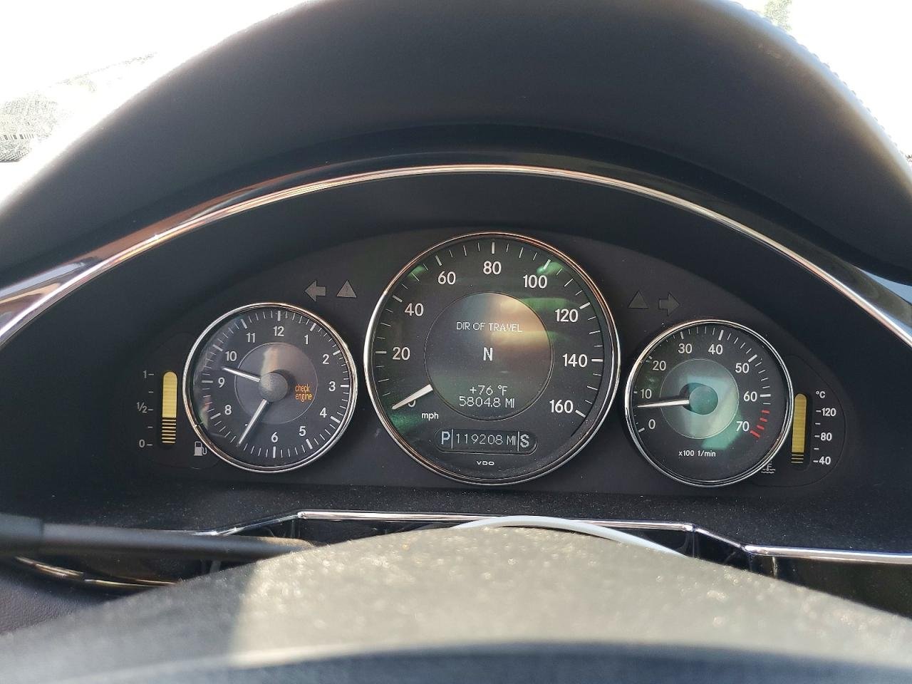 Parting Out- Mercedes-Benz CLS500 W219- 101