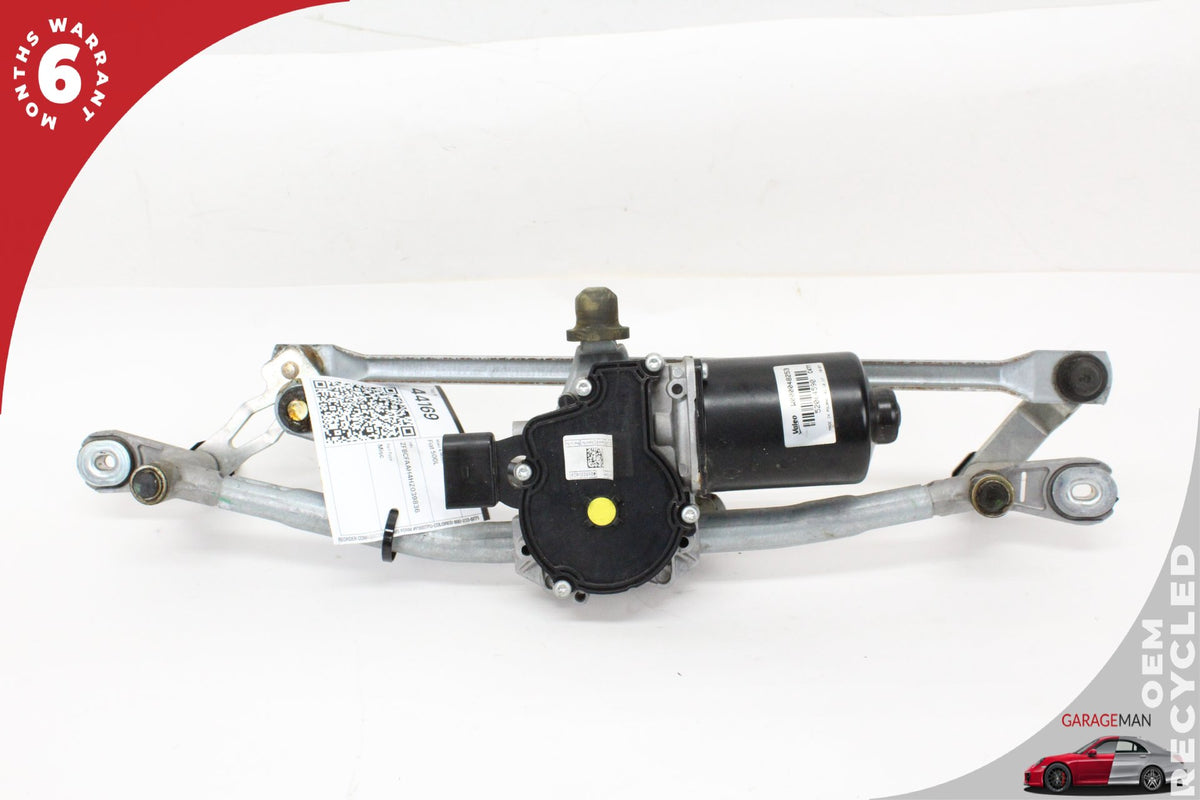 2014-2020 Fiat 500L Front Windshield Wiper Linkage w/ Motor Valeo 52064590 OEM