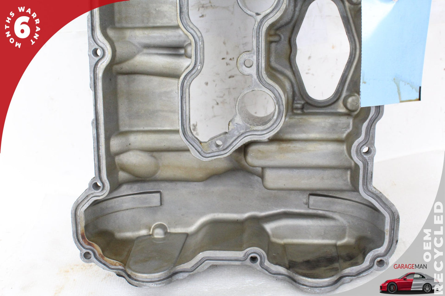 2011-2016 BMW 550i F10 Sedan Left Side Cylinder Head Valve Cover 7566286