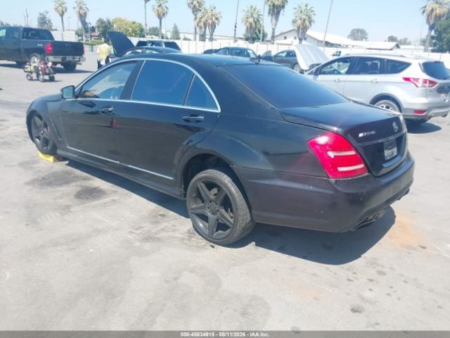 Parting Out- 2010 Mercedes-Benz S550 W221- 239