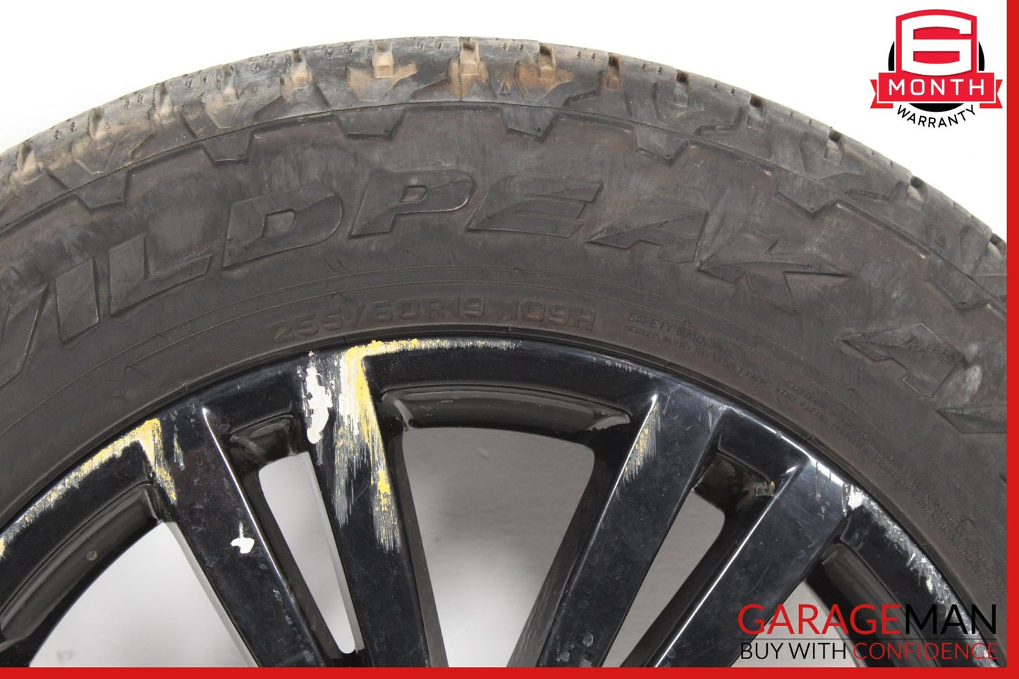 2010-2013 Land Rover LR4 Wheel Rim w/ Tire AH221007AAW
