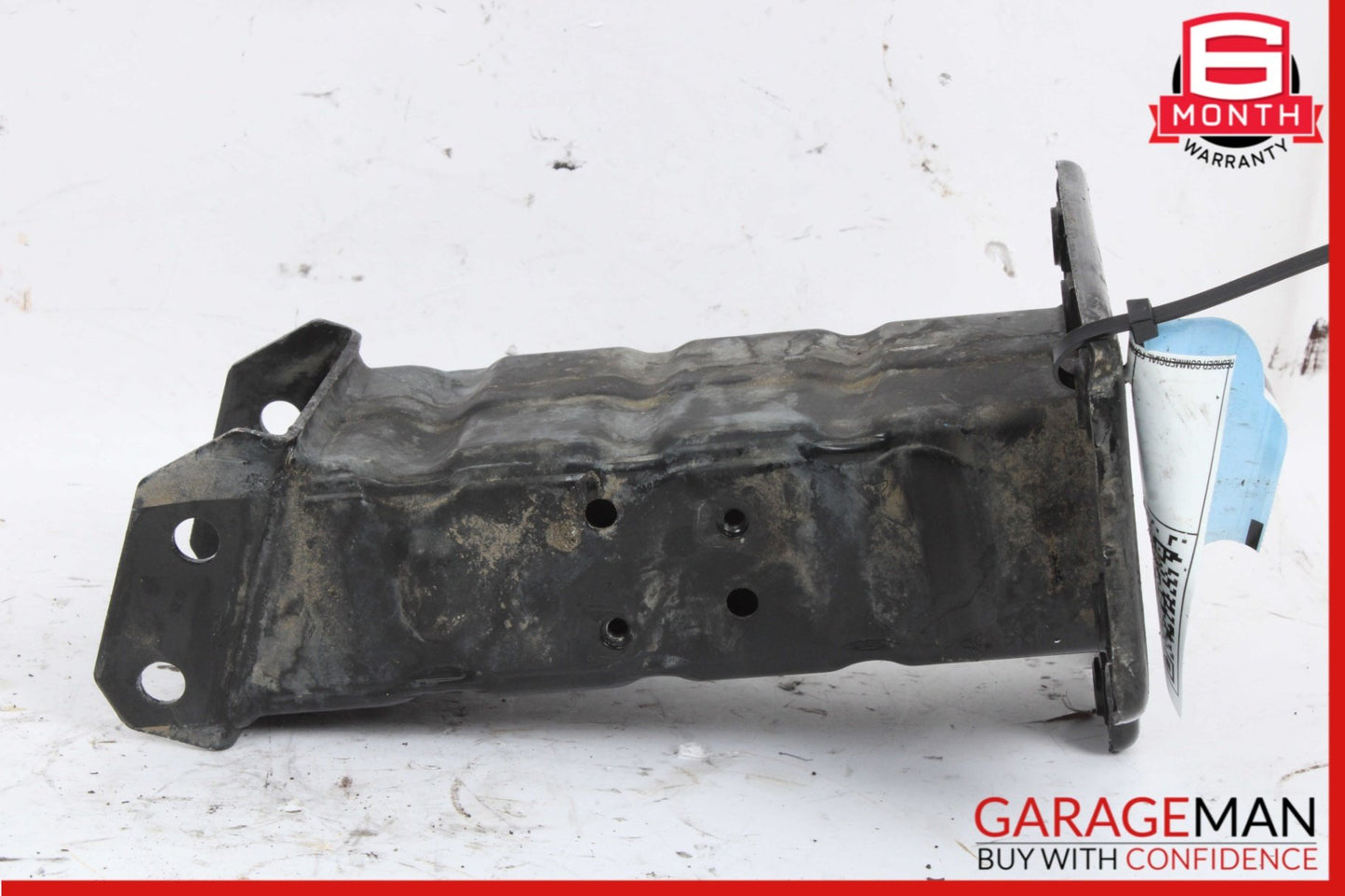 2003-2008 Mercedes SL500 R230 Front Right Bumper Reinforcement Bracket 230620463
