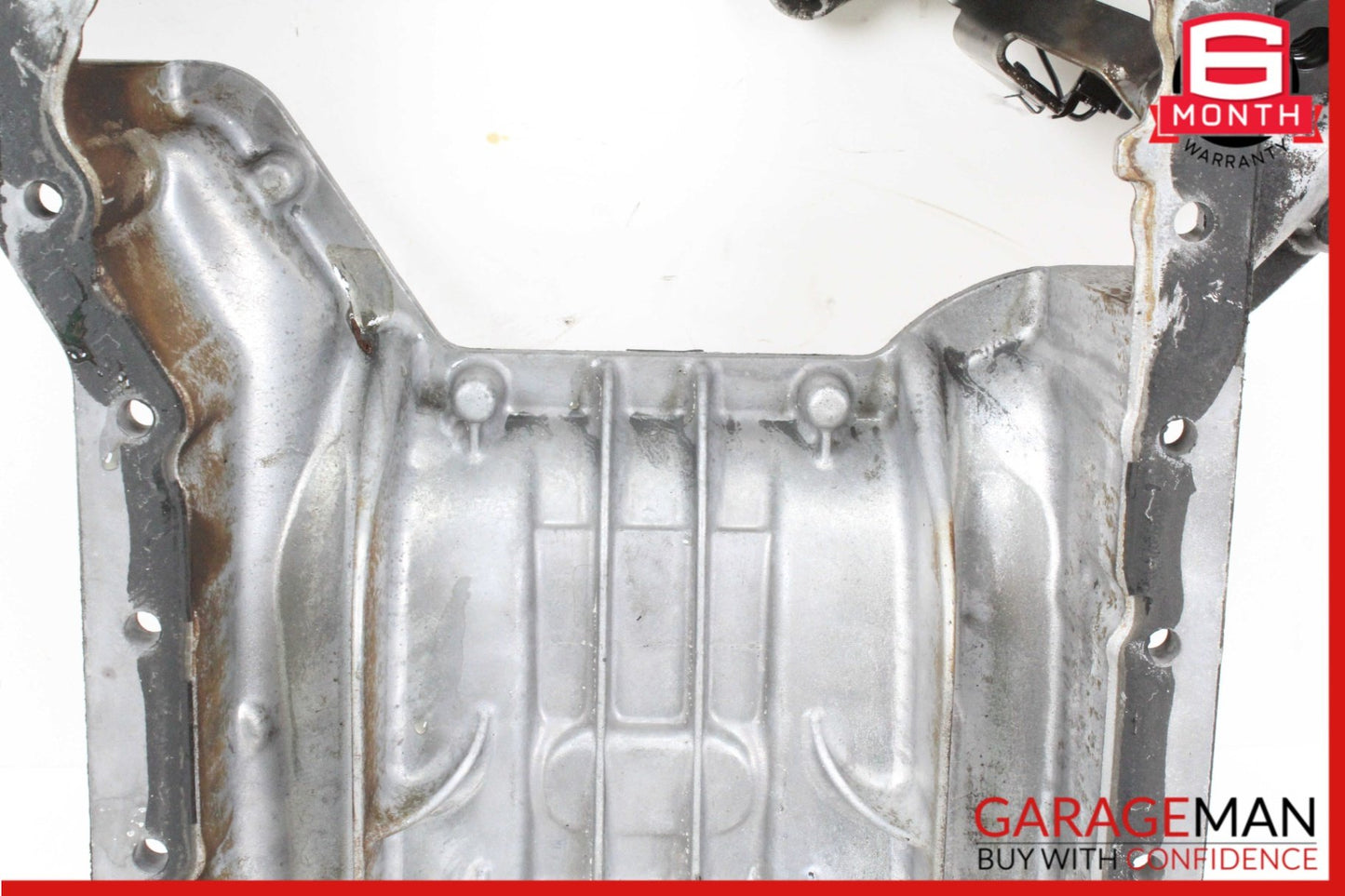 2006-2013 Mercedes-Benz R350 W251 Upper Engine Oil Pan 2720141302