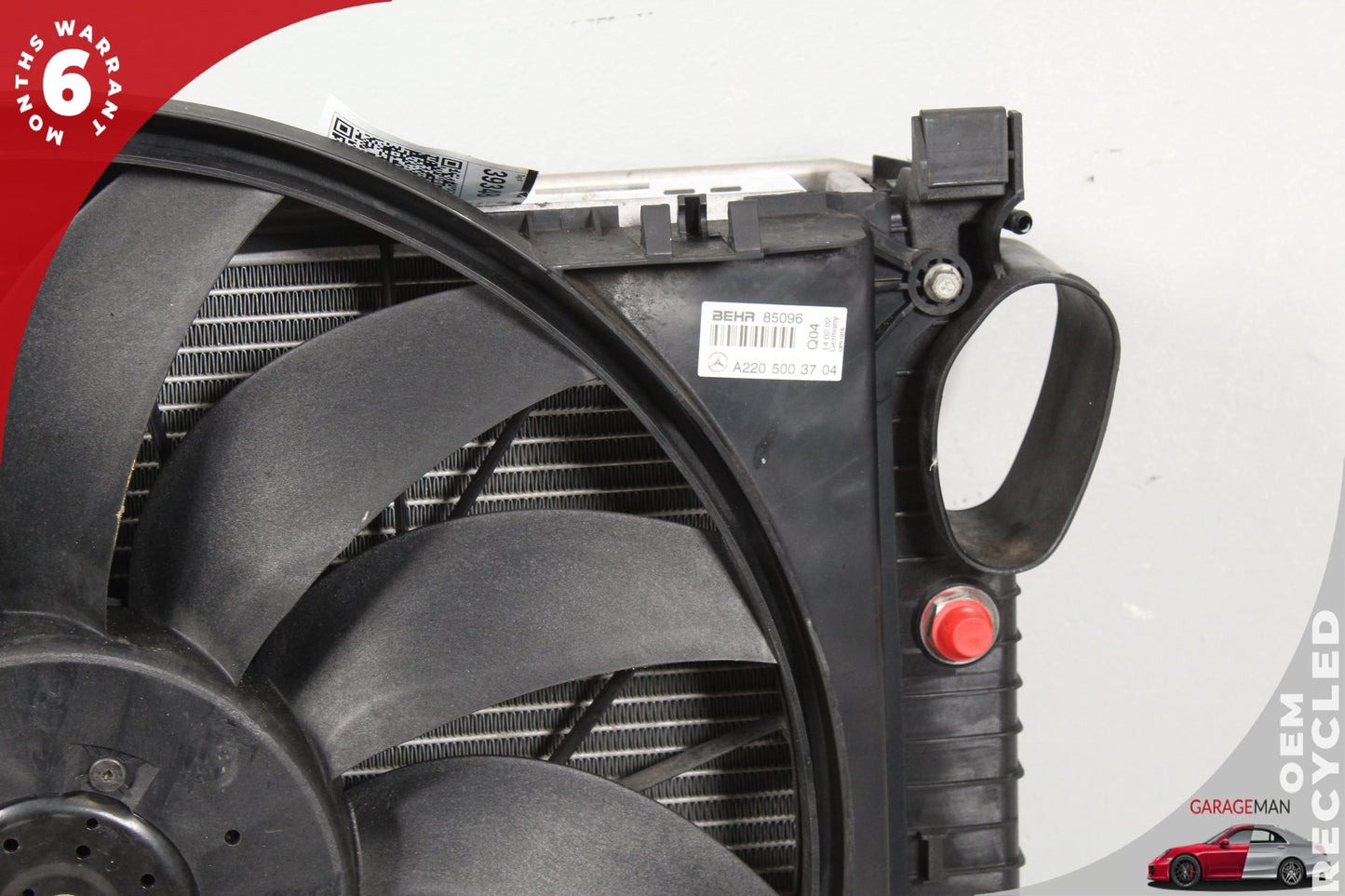 2002-2006 Mercedes W220 S500 Engine Motor Cooling Fan Shroud w/ Radiator OEM