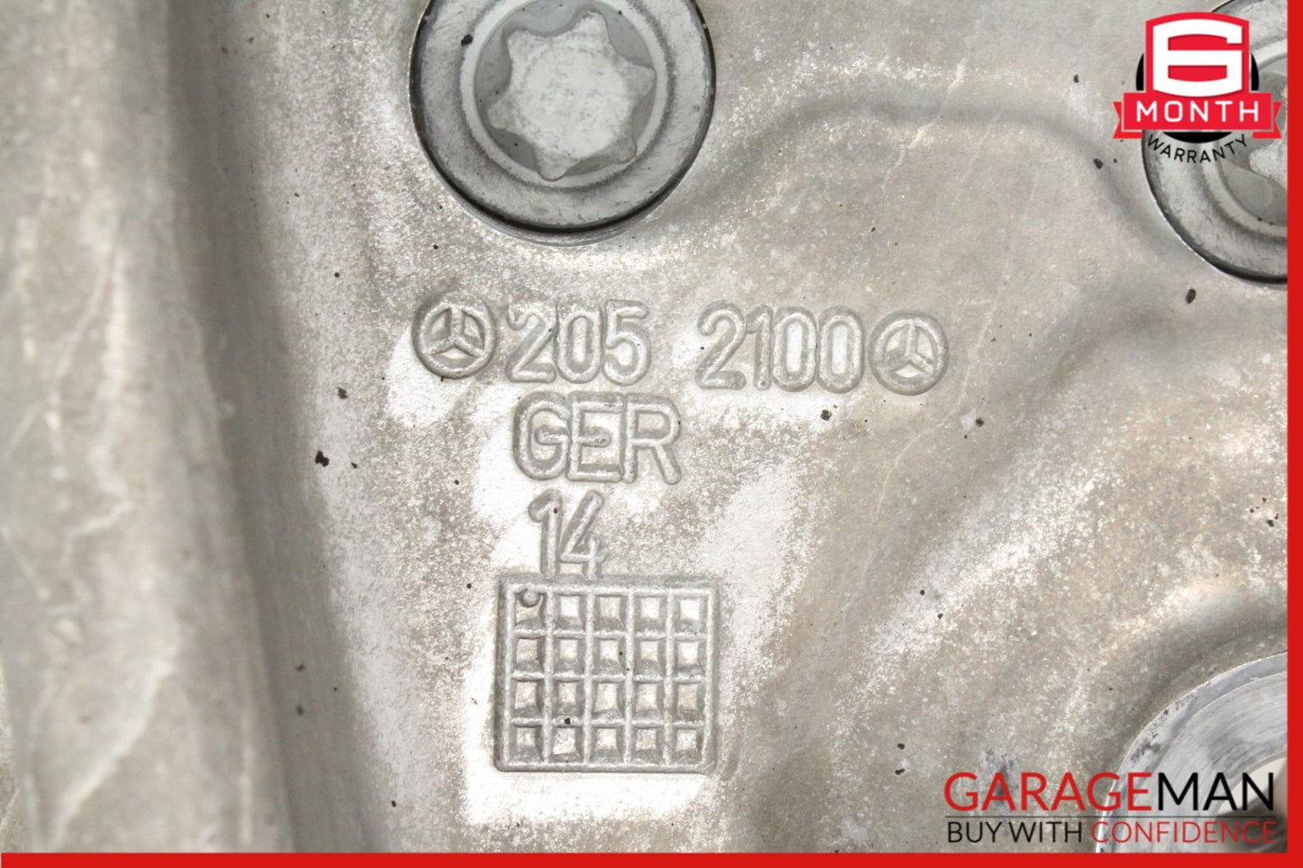 2015-2020 Mercedes-Benz C300 Front Left Spindle Knuckle Wheel Hub 2052100