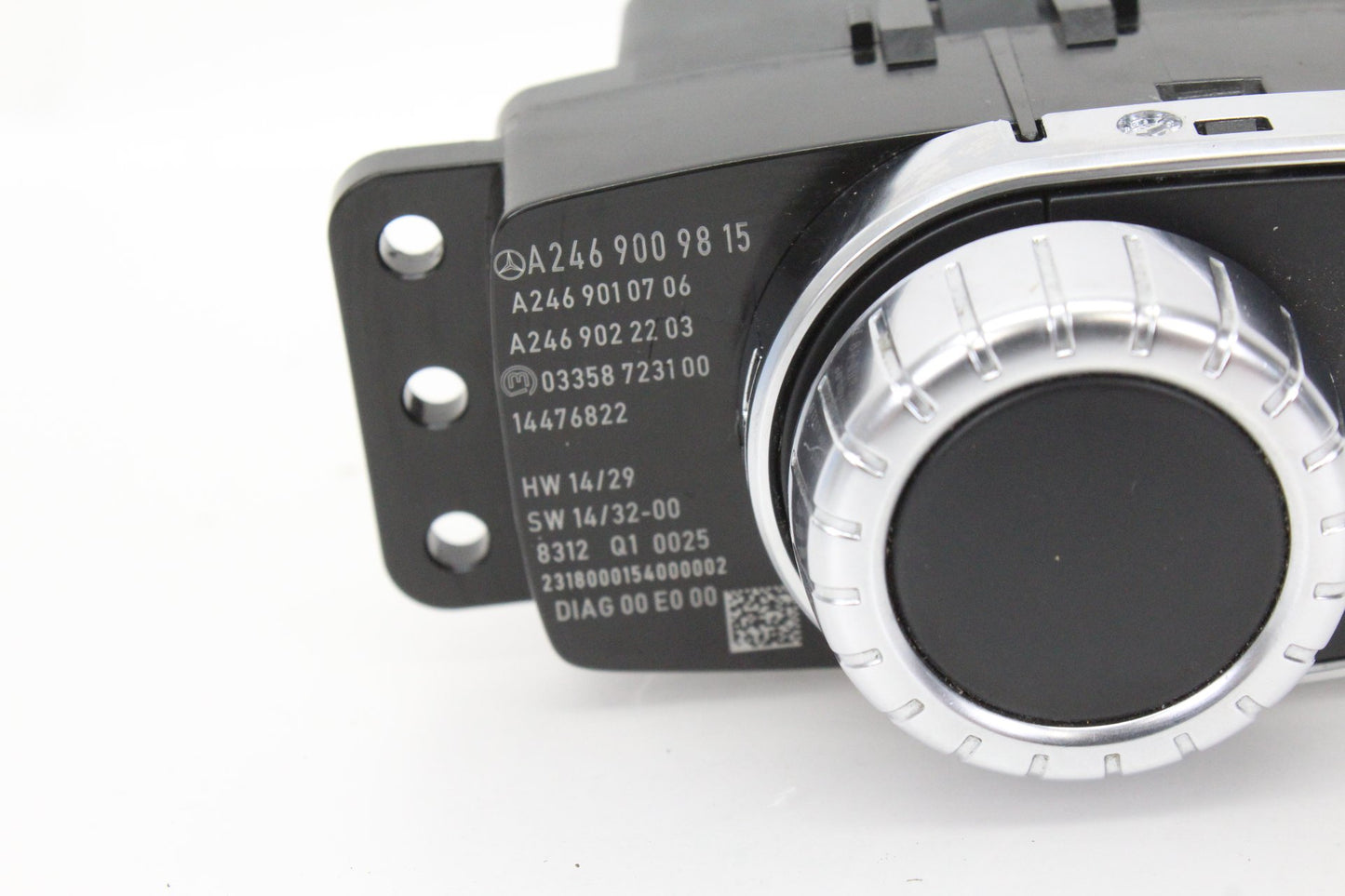2014-2019 Mercedes-Benz CLA250 W117 Sedan Console Head Unit Controller Knob Multi Switch 2469009815 OEM