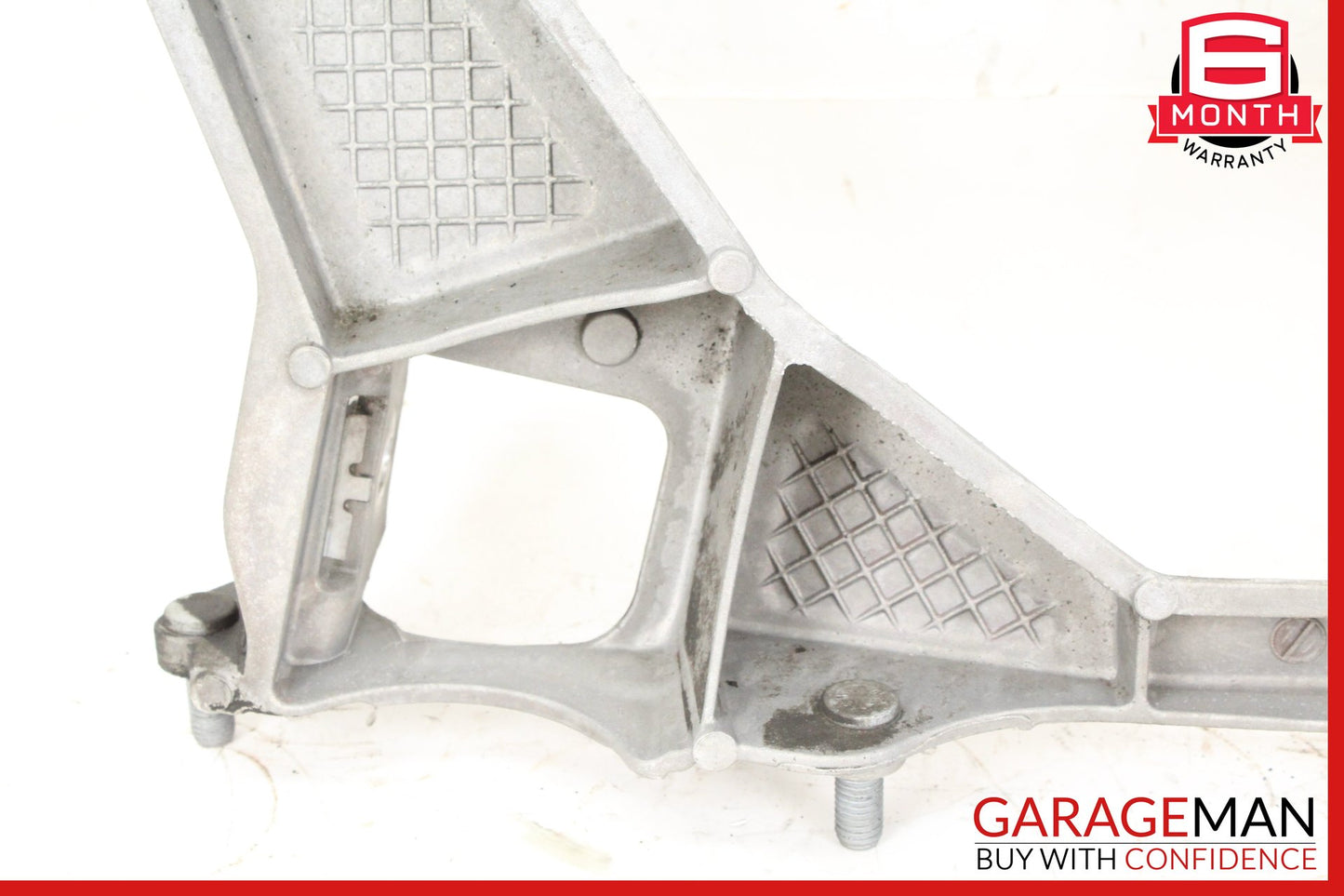 2013-2024 Porsche Cayman 981 Sedan Rear Right Subframe Bracket 98133115205 OEM