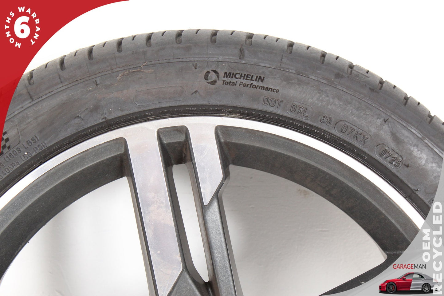 2017-2020 Audi A4 S4 5 Spoke Wheel Rim w/ Michelin Tire 8.0Jx18H2 8W0601025M OEM