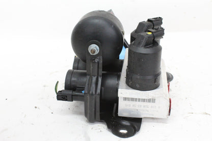 03-06 Mercedes S55 AMG W220 Front Hydraulic Suspension Valve Block 2203200358