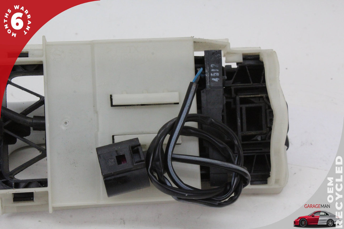 2011-2018 Porsche Cayenne 958 Rear Left Side Exterior Door Handle Keyless OEM