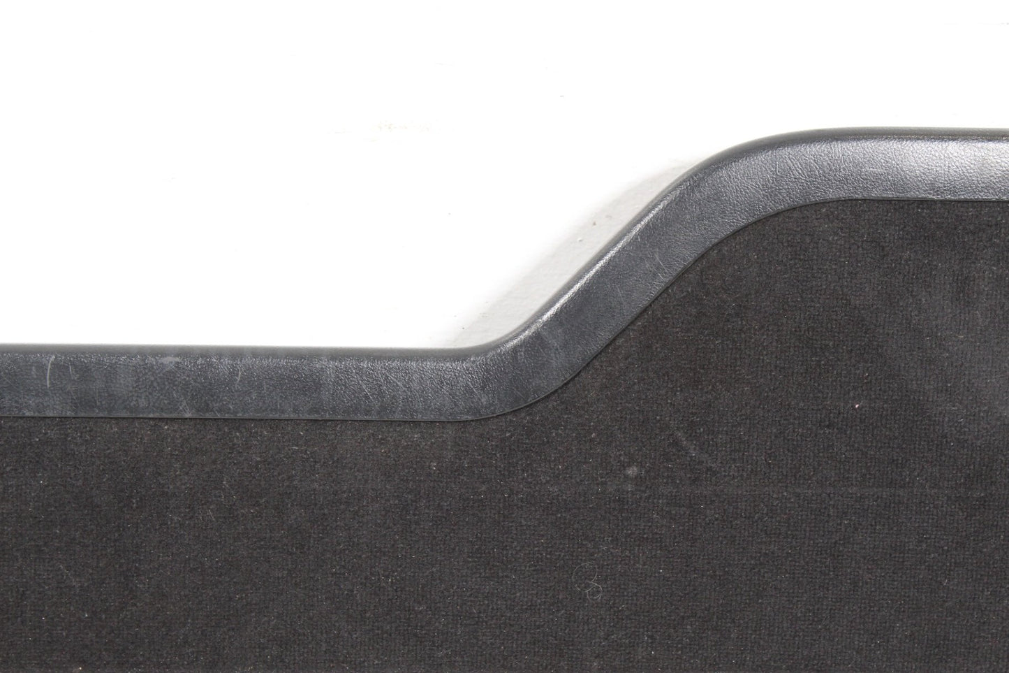 2010-2016 Land Rover LR4 SUV Rear Trunk Lower Tailgate Shell LR045550 OEM