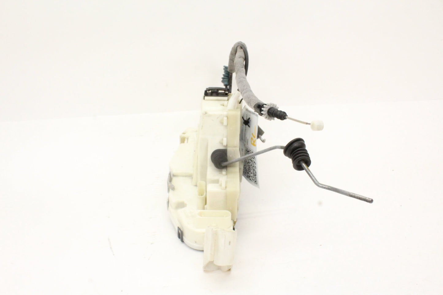 2007-2013 Mercedes-Benz S550 W221 Sedan Left Rear Door Lock Actuator 2217307735