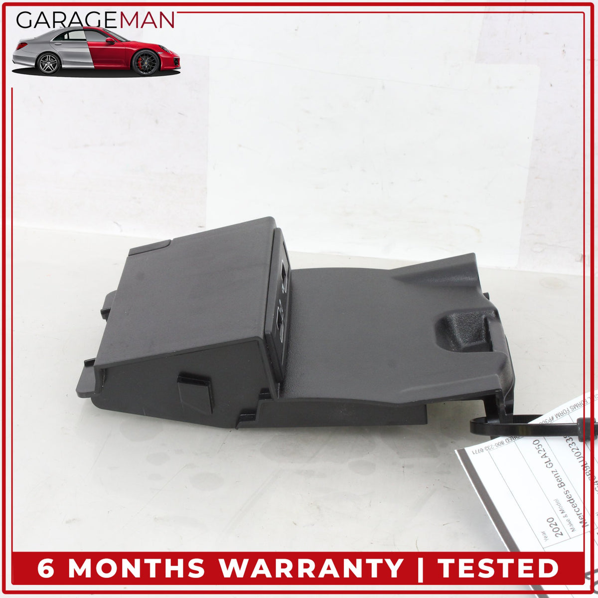 2015-2020 Mercedes X156 GLA250 Center Console USB Charger Port 2468230000 OEM