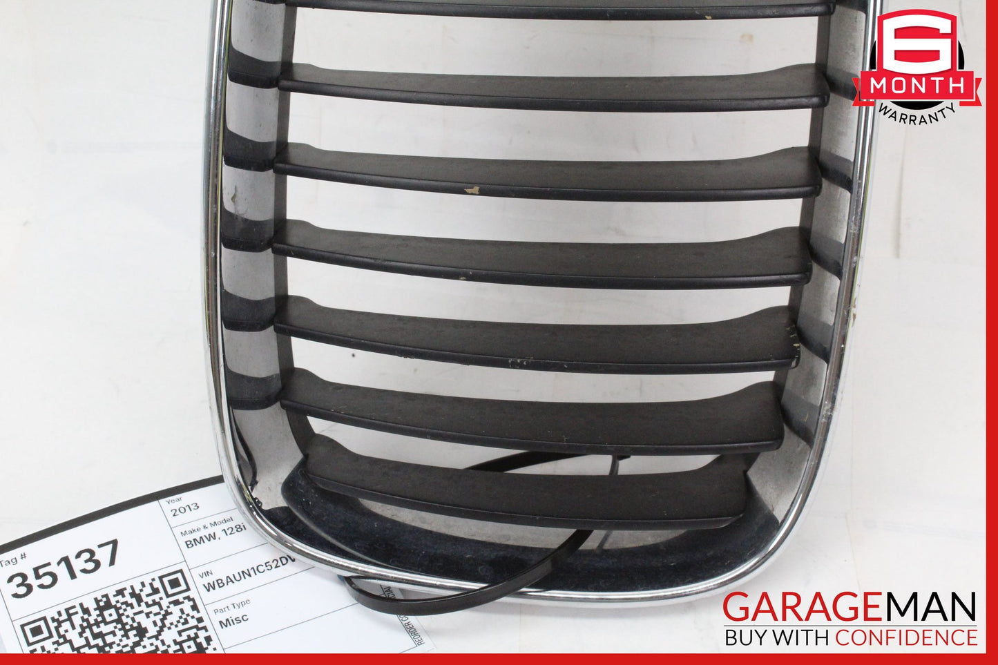 2008-2013 BMW 128i E82 E88 Front Right Side Bumper Kidney Grille 7166440 OEM