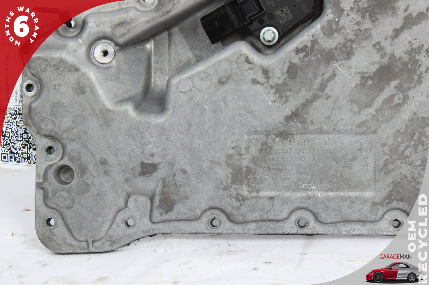 2015-2018 Porsche Macan 95B 3.0L Engine Lower Oil Pan w/ Sensor 94610701531 OEM