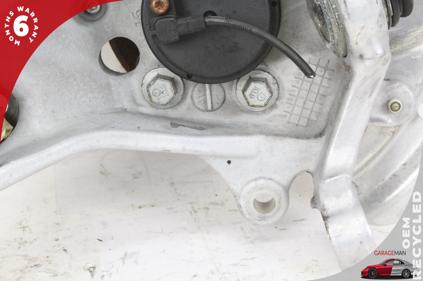 2002-2005 Ford Thunderbird Front Left Driver Side Spindle Knuckle Wheel Hub OEM