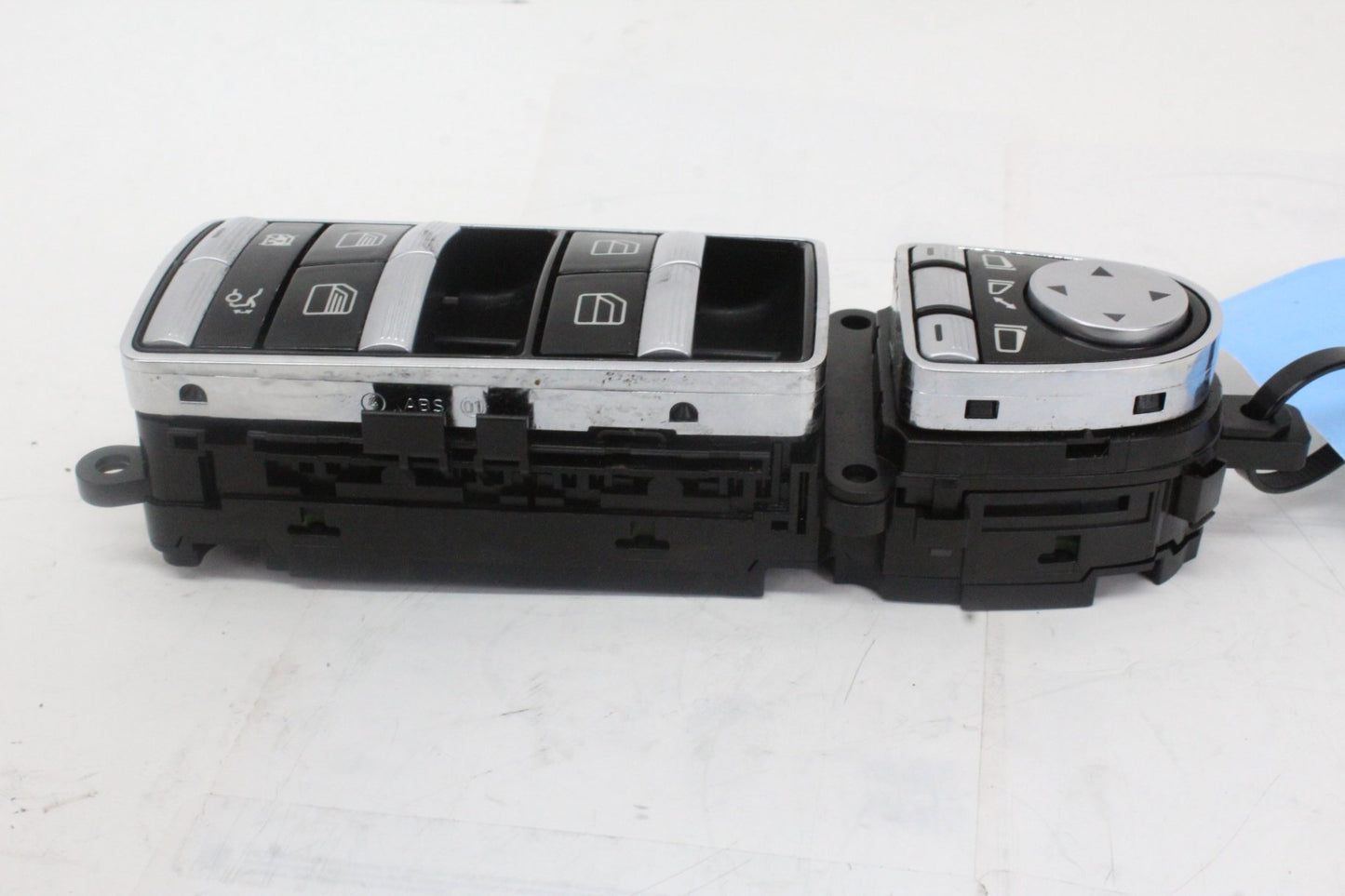 2010-2013 Mercedes-Benz S550 W221 Left Window Control Switch 2218215151