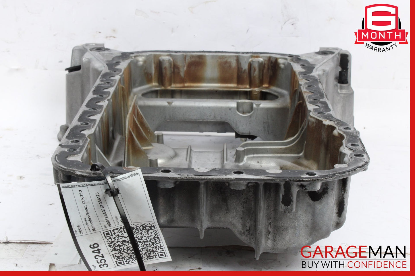 2005-2012 Mercedes W209 CLK350 C230 CLS550 SL550 Upper Oil Pan 2720100128 OEM