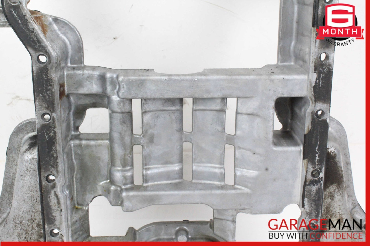2001-2005 Mercedes-Benz C320 W203 Upper Engine Oil Pan 1120141402