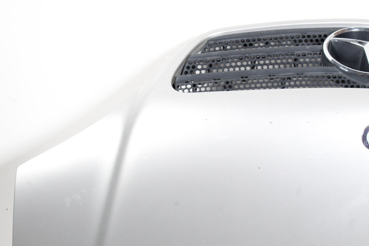 1998-2005 Mercedes-Benz ML320 W163 Front Hood Bonnet Panel 1638800157