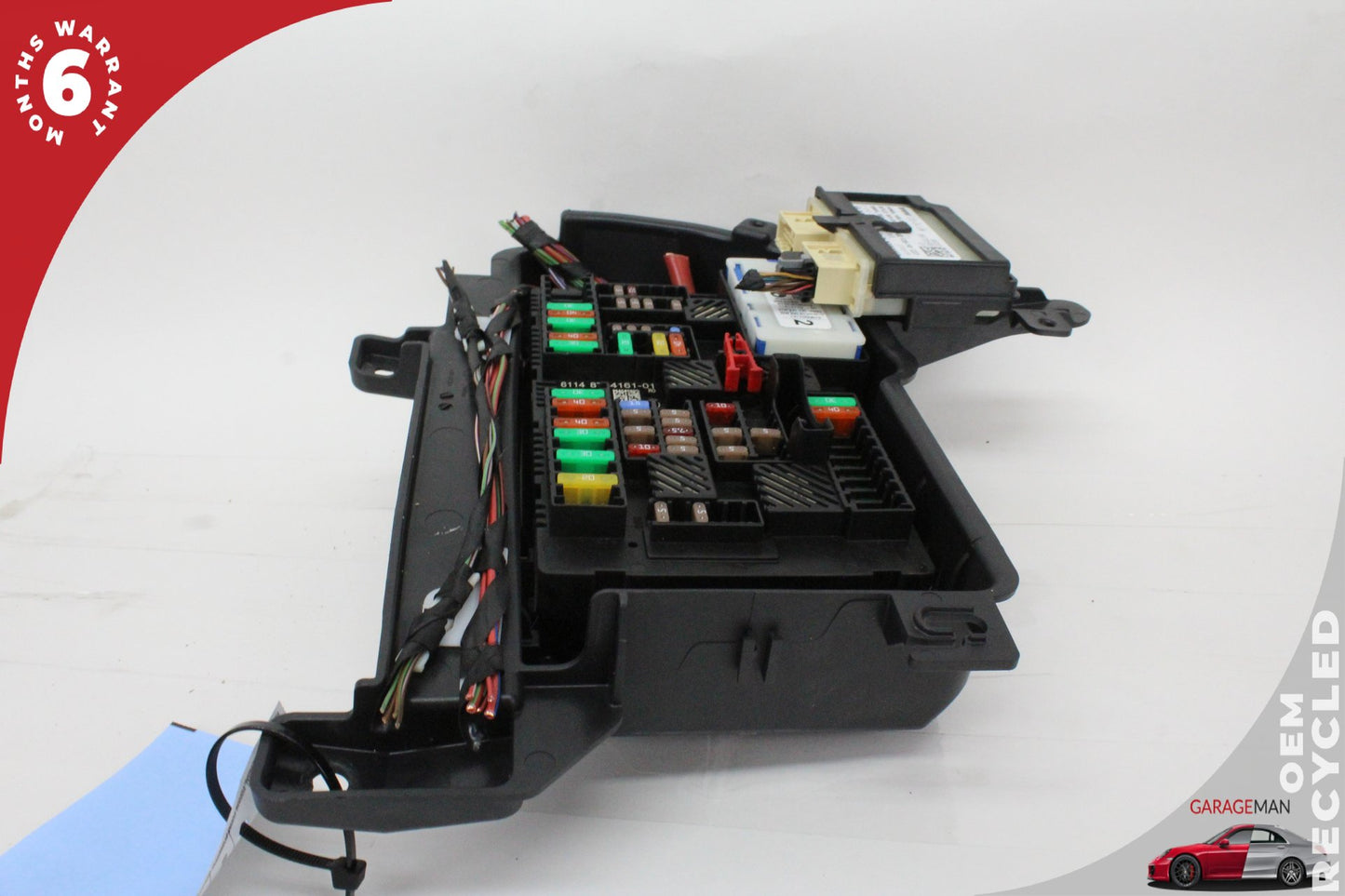 2019-2024 BMW 330i G20 Relay Fuse Box Module w/ Parking Distance Sensor Module 8734161