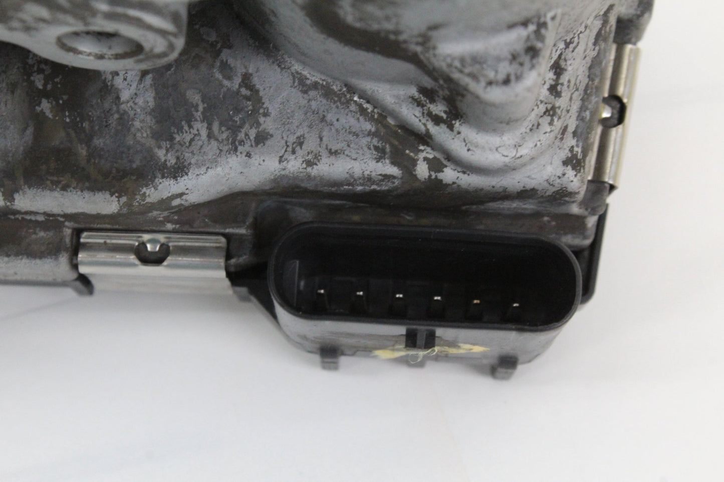 2015-2020 Mercedes-Benz C300 CDI C-Class W205 Sedan Throttle Body 2701410025