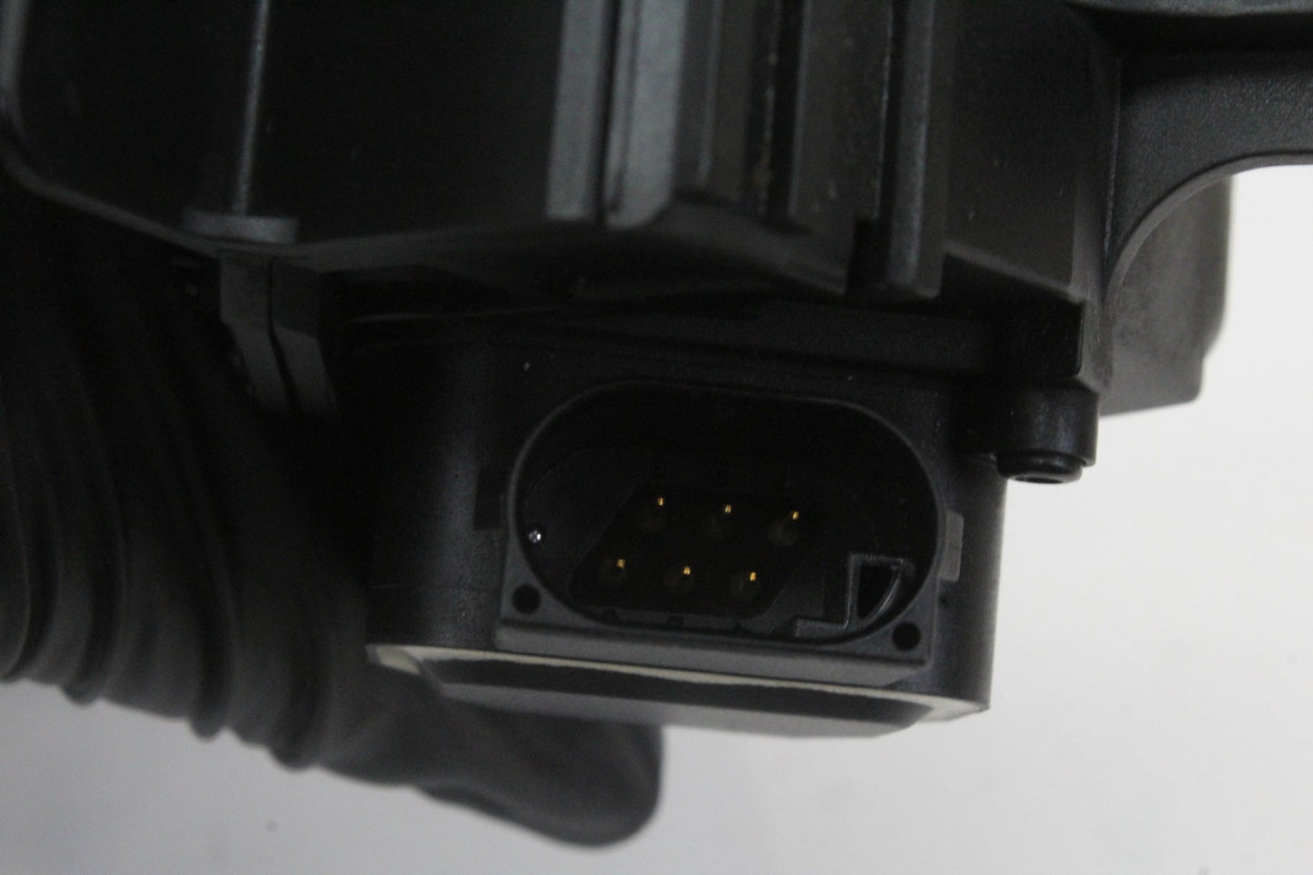 2007-2014 Mercedes-Benz S550 W221 Sedan Gas Pedal 2203000304 Genuine