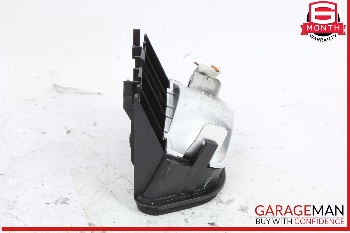 1998-2005 Mercedes-Benz ML320 W163 High Level Stoplight 1638200156 OEM