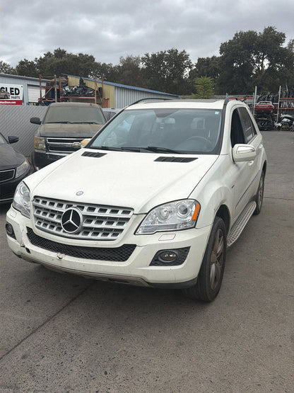 Parting Out- 2010 Mercedes-Benz ML350- 234