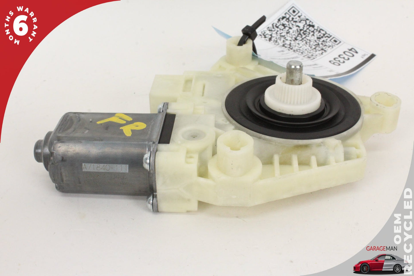 2015-2020 Mercedes W205 C300 Front Right Window Regulator Motor 2059060113 OEM