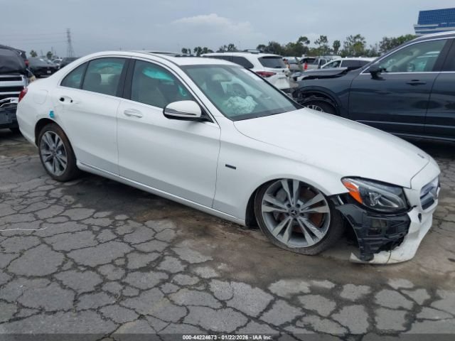 Parting Out- 2018 Mercedes-Benz C350e W205- 128