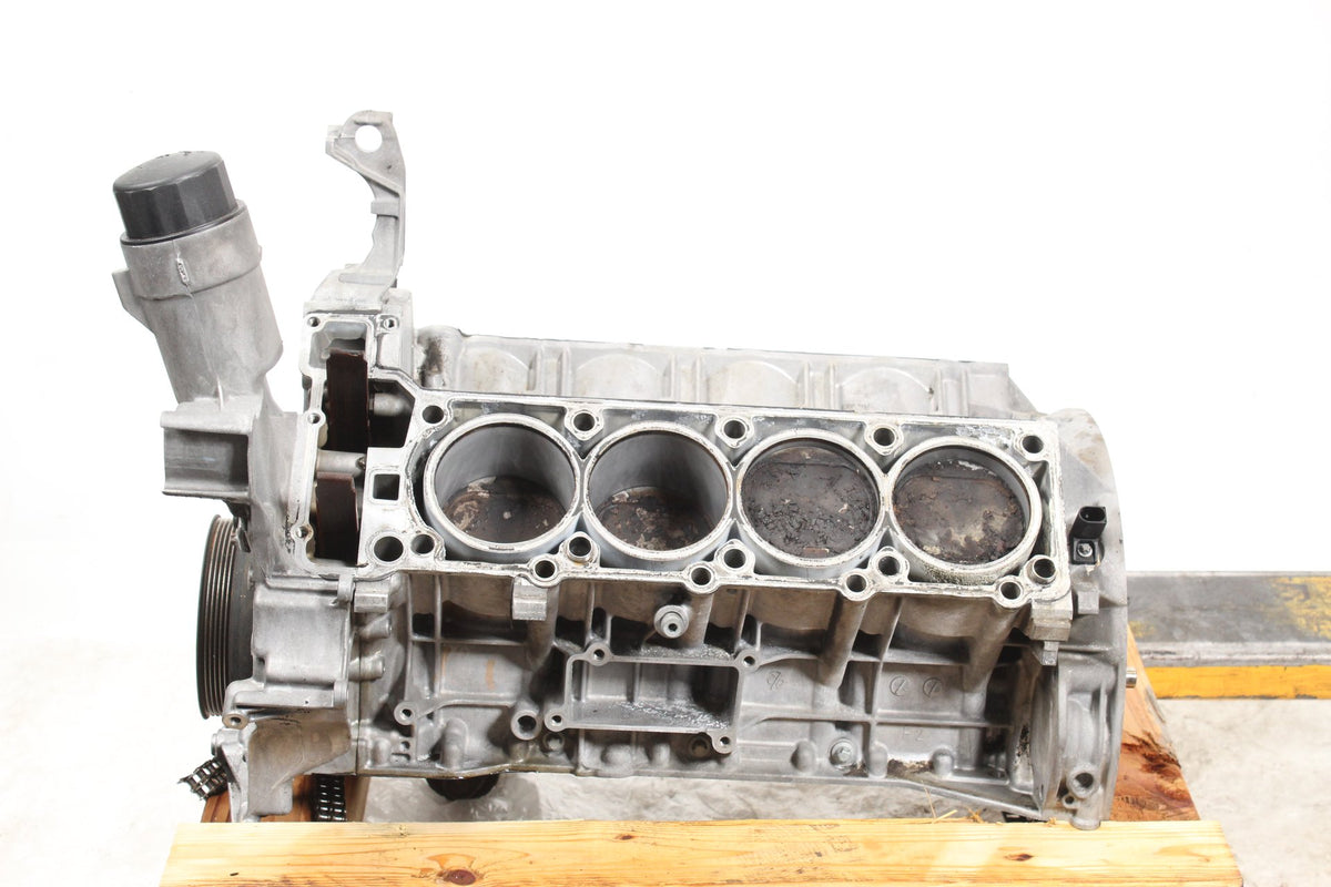 1999-2006 Mercedes-Benz S500 W220 RWD Engine Cylinder Block 1130109305 OEM