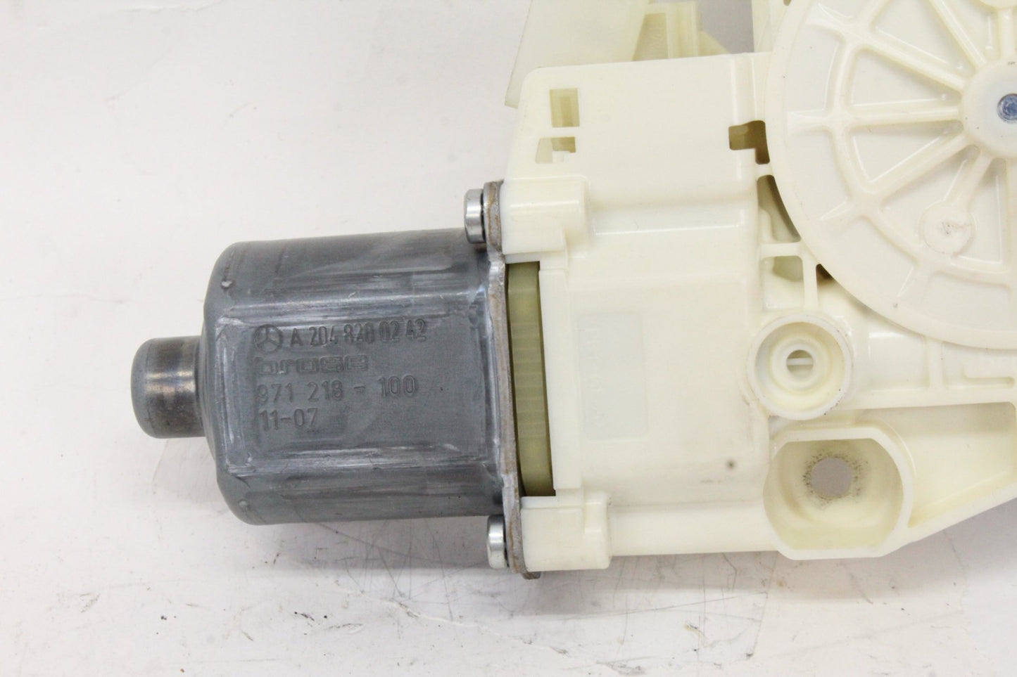 2008-2016 Mercedes C250 W204 Front Right Window Regulator Motor 2048200242