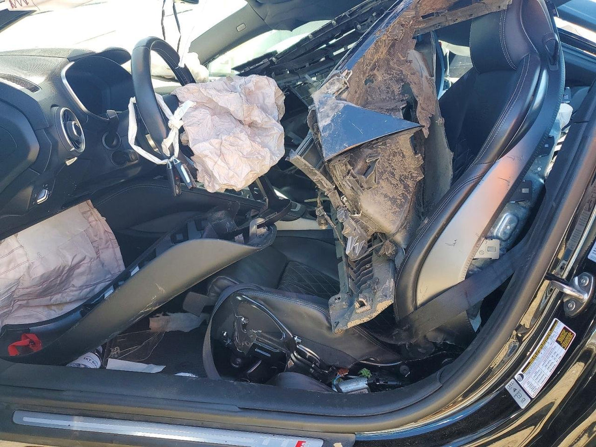 Parting Out- 2016 Audi TTS 8S- 261