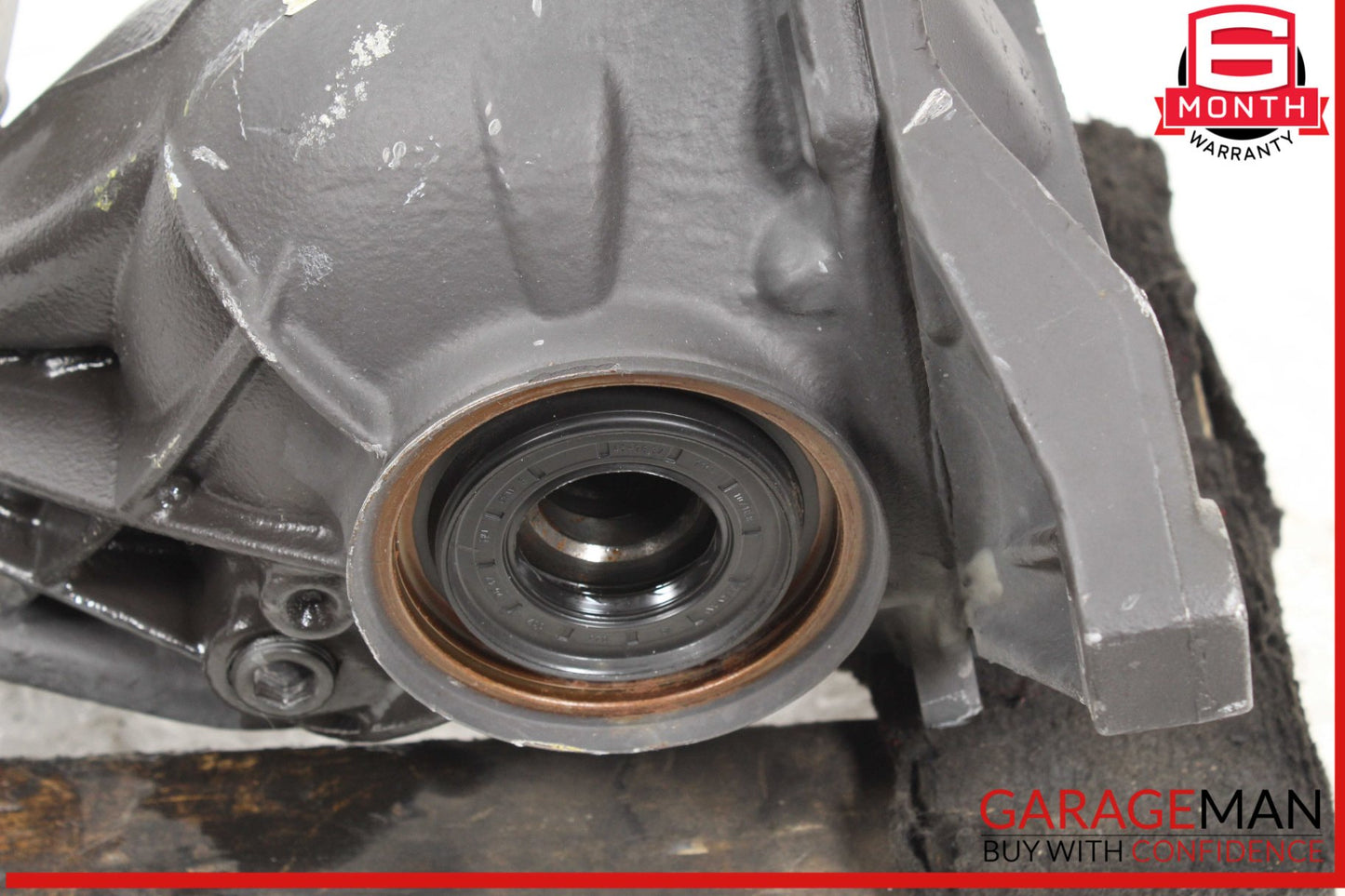 2010-2016 Mercedes-Benz C250 W205 Rear Differential Diff Axle Carrier 2043503707
