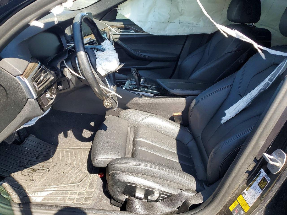 Parting Out- 2020 BMW 530e G30- 247