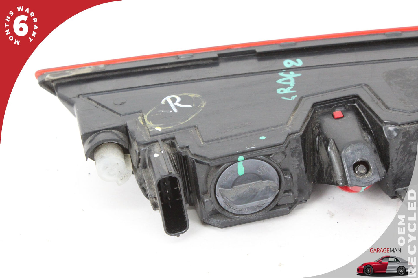 2014-2017 Audi SQ5 8R SUV Rear Right Side Lower Bumper Tail Light 8R0945096B OEM