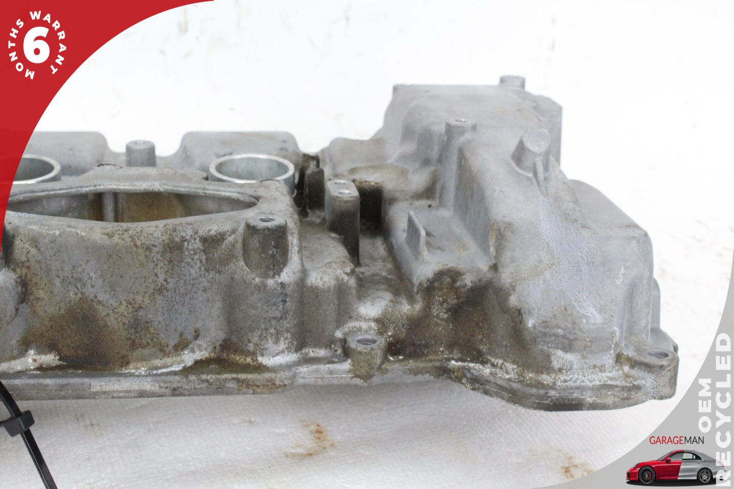 2011-2016 BMW 550i F10 Sedan Left Side Cylinder Head Valve Cover 7566286
