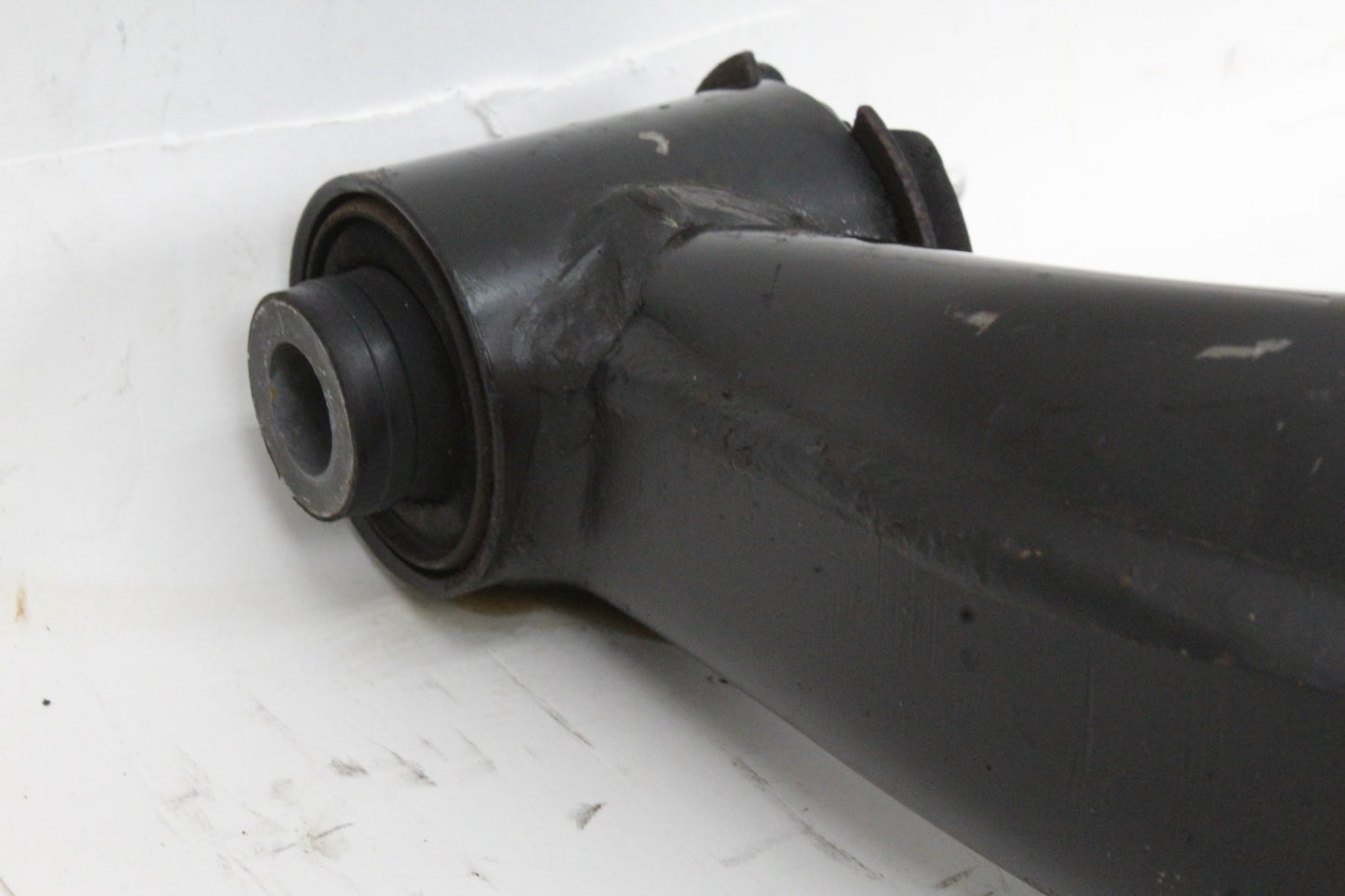 2005-2016 Land Rover LR4 LR3 HSE Rear Right Passenger Side Lower Control Arm OEM