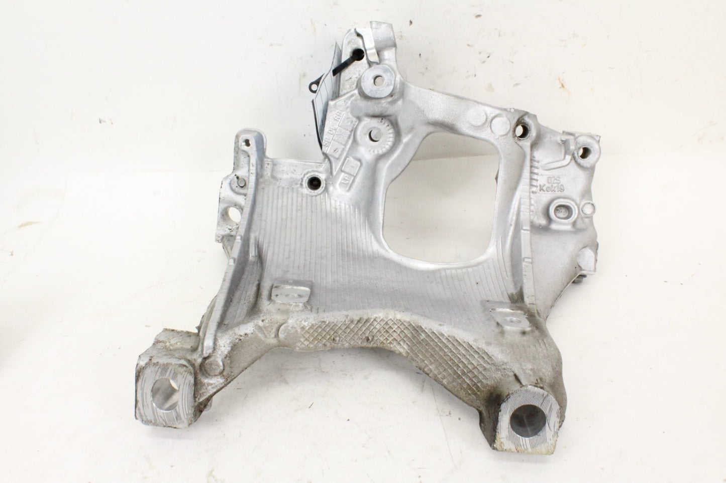 2017-2024 Audi A4 B9 Front Left Engine Mount Support Bracket 8W0399295E OEM